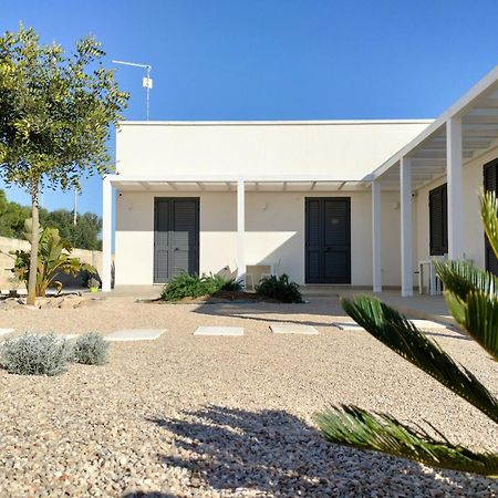 B&B Bianco Mediterraneo Торре-Ово Экстерьер фото