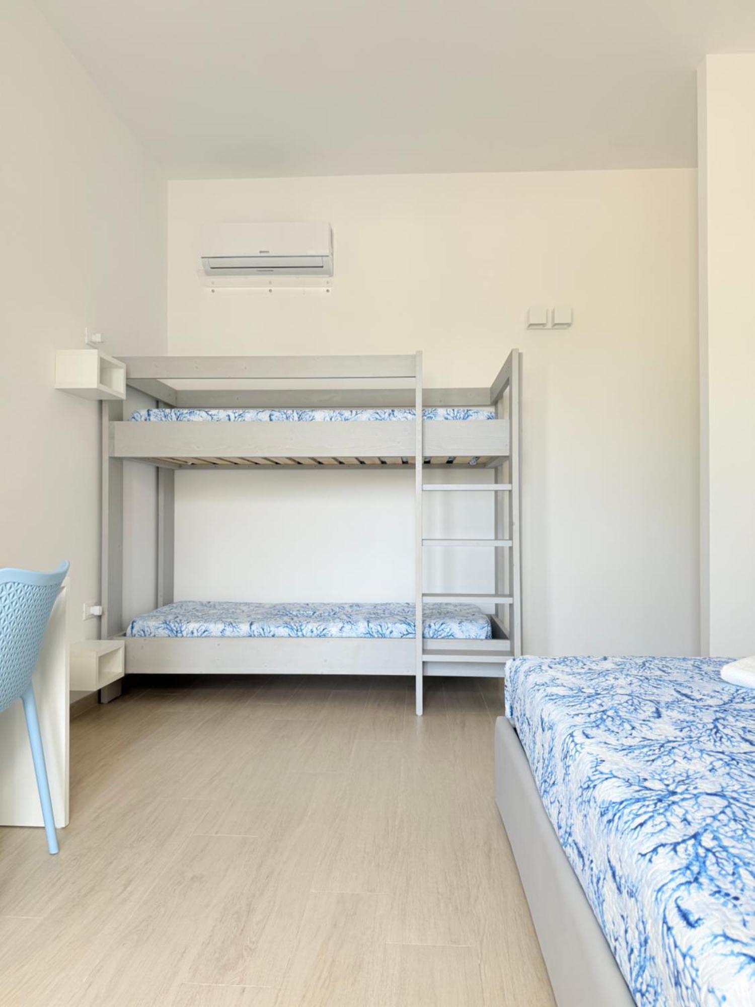 B&B Bianco Mediterraneo Торре-Ово Экстерьер фото